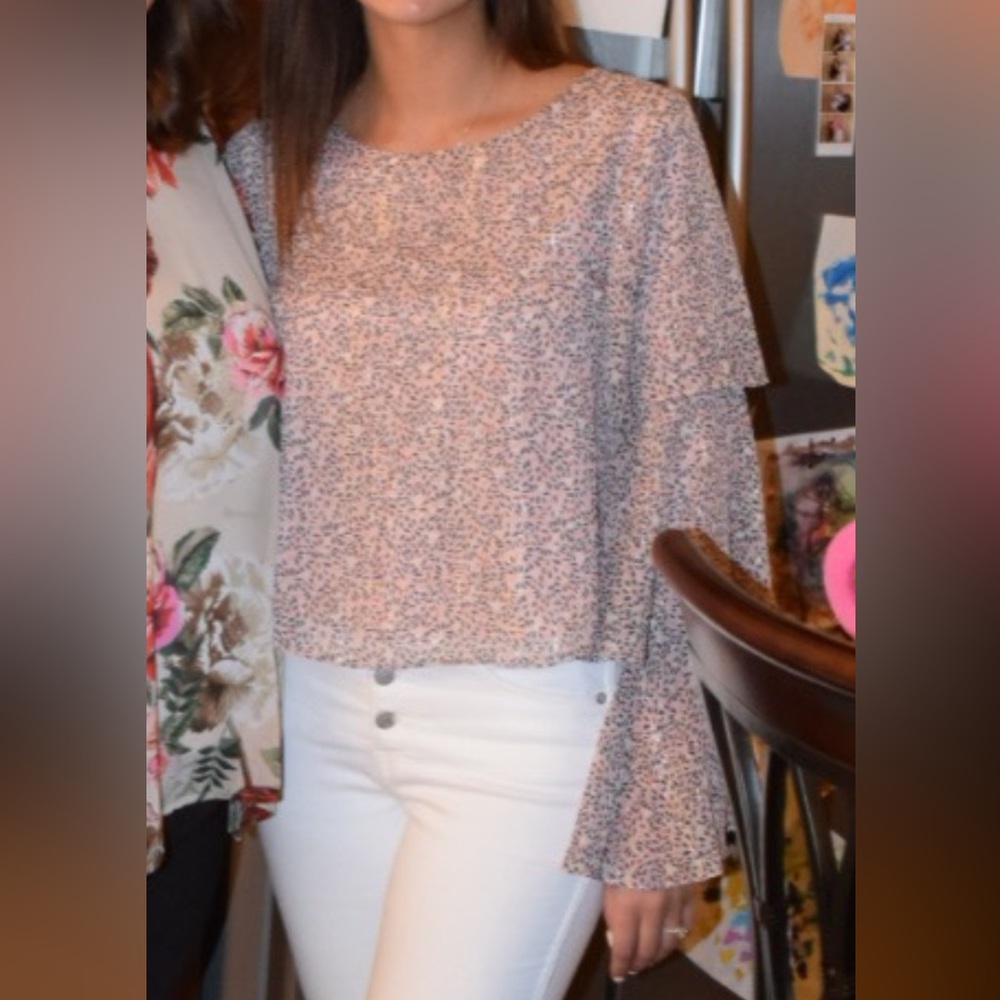 BCBGeneration Blush Patterned Ruffle Blouse - image 1